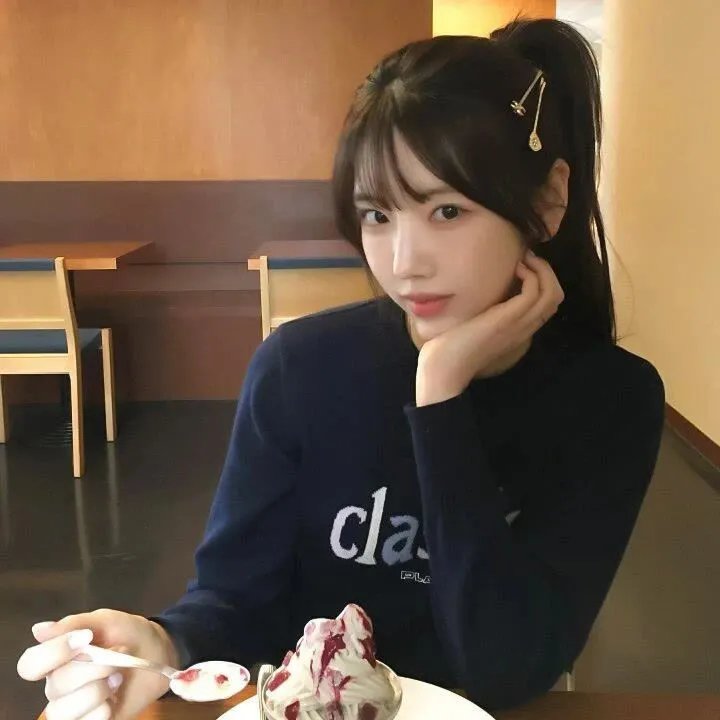 小伊奈的熊熊公仔